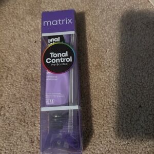 Matrix Tonal Control Pre-Bonded Hair Color